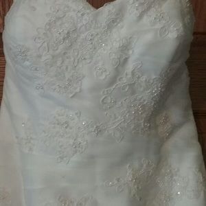 Wedding dress